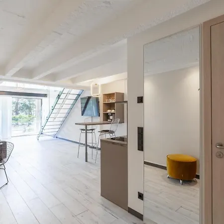 Avida Loft 08 *